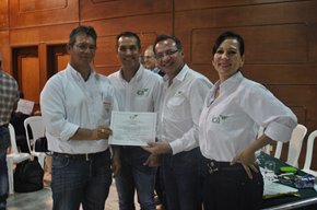 VERO-03.JPG VERO-03.JPG