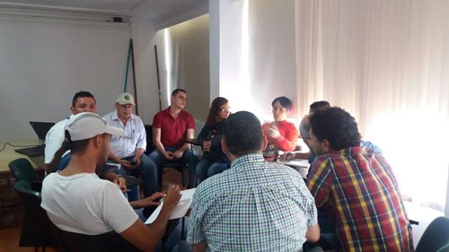 Boletin-Abejas-2.jpg Boletin-Abejas-2.jpg