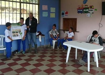 El ICA, estudiantes y productores de plátano y banano en Boyacá, unidos por la sanidad de los cultivos