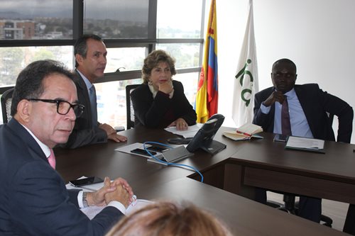 equipos-tecnicos-del-Viceministerio-de-Relaciones-Exteriores-de-Ghana-y-del-Instituto-Colombiano-Agropecuario-ICA-3.JPG equipos-tecnicos-del-Viceministerio-de-Relaciones-Exteriores-de-Ghana-y-del-Instituto-Colombiano-Agropecuario-ICA-3.JPG