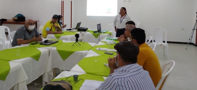 Foto-ICA-Participantes-en-el-taller-2.jpg