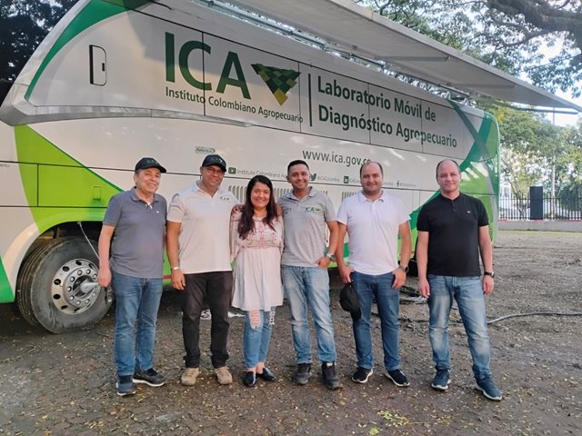 Brigada de control para viveros productores y comercializadores del Valle. 