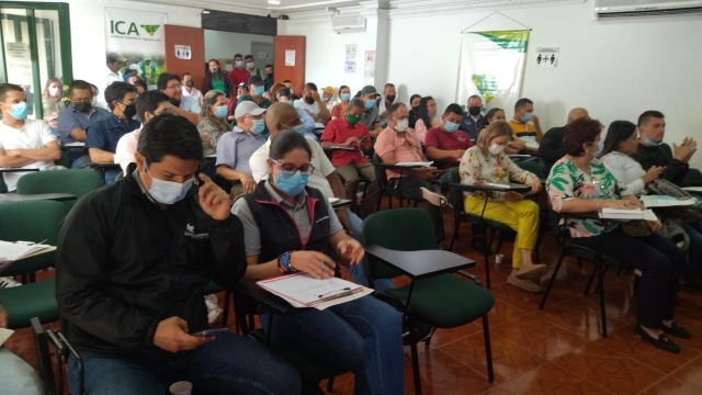 Foto-ICA-productores-en-socializaciones-1.jpg Foto-ICA-productores-en-socializaciones-1.jpg