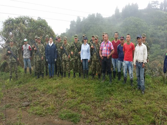 El Batallón San Mateo y el ICA en alianza por la sanidad fitosanitaria en Risaralda