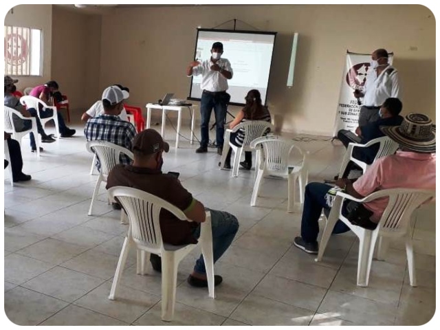 Participantes en el taller.