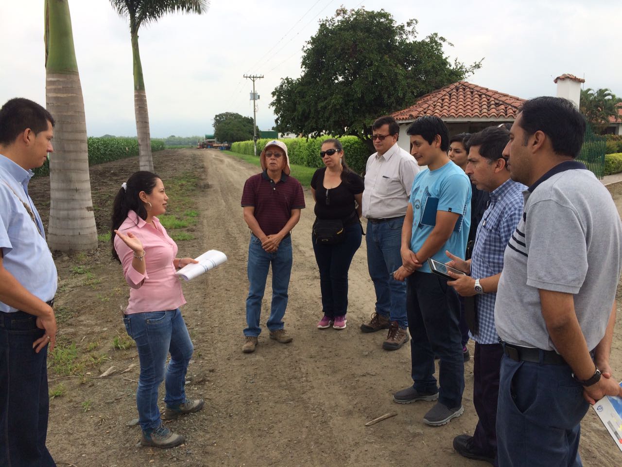 El-Ministerio-de-Agricultura-y-Riego-del-Peru-intercambian-experiencias-tecnicas-en-materia-de-regulacion-para-Organismos-Vivos-Modificados-1.jpg