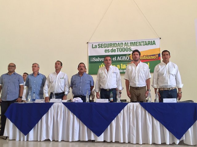MinAgricultura realizó diálogo abierto con representantes del sector agropecuario del Cesar