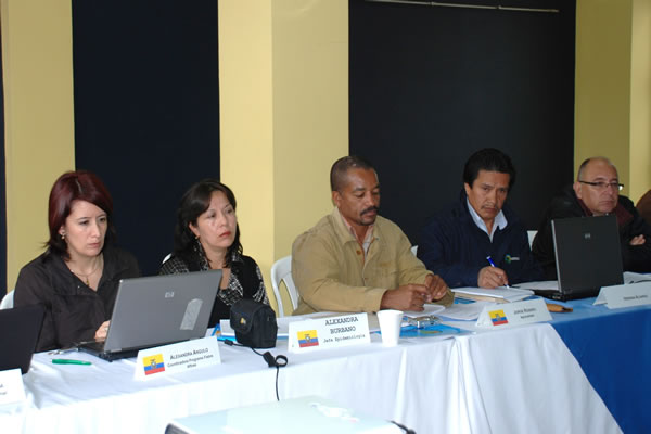 Colombia y Ecuador acuerdan acciones conjuntas para evitar la fiebre aftosa