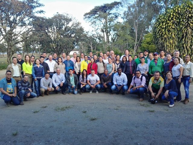 En Antioquia, el ICA capacitó a instructores del SENA y Asohofrucol en temas sanitarios 