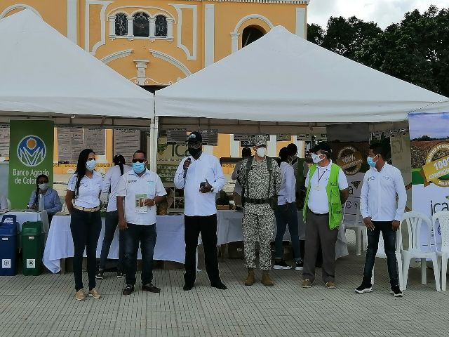 El ICA presente en los mercados campesinos de los Montes de María  