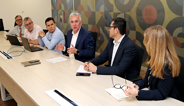 Participantes en la reunión.