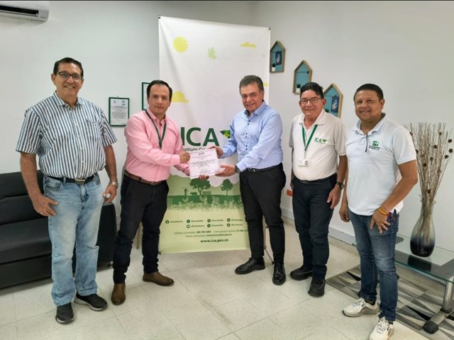 El ICA entrega certificaciones en Buenas Prácticas Agrícolas a la Compañía Agroforestal de Colombia