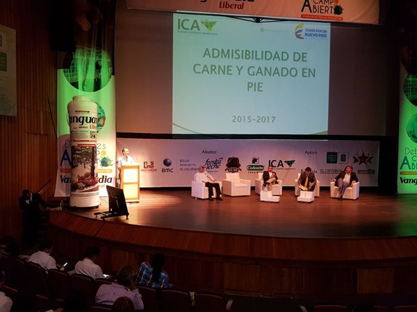 Gerente-ICA_Foro-Bucaramanga-01.jpg