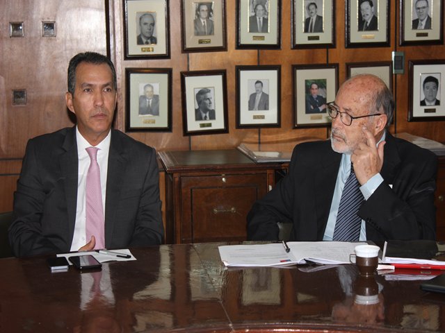 Autoridades sanitarias de Colombia y Chile se reúnen para facilitar el comercio agropecuario 