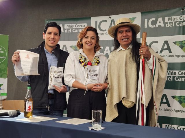 MinAgricultura e ICA otorgan el primer registro de abono orgánico con composición de hoja de coca