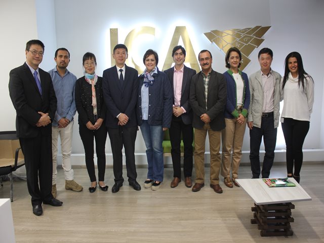 “Esperamos lo más pronto posible el aguacate Hass colombiano en nuestras mesas”: Zhao Wensheng, jefe de la comisión de la República Popular China