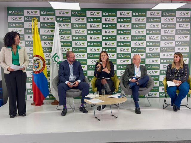 Rueda de prensa: mercados internacionales pollo y huevo. 