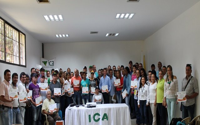 El ICA realizó Seminario de moscas de la fruta y competitividad frutícola en el Valle del Cauca