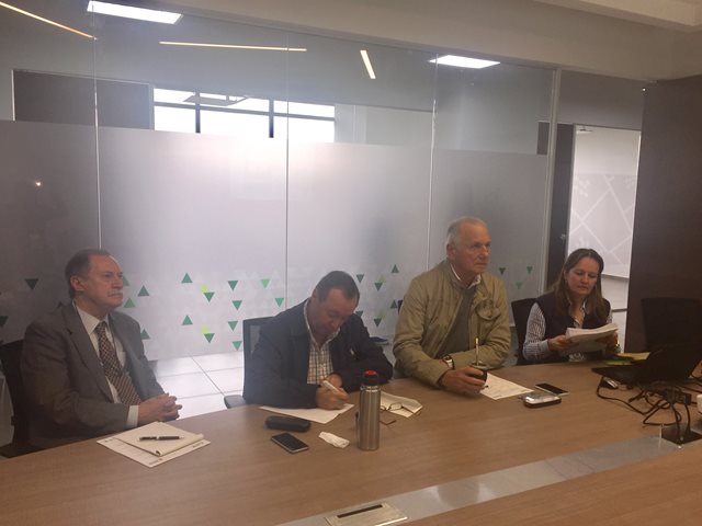 Comisión técnica Argentina visita Colombia para apoyar trabajo del ICA en el control y erradicación de la fiebre aftosa 