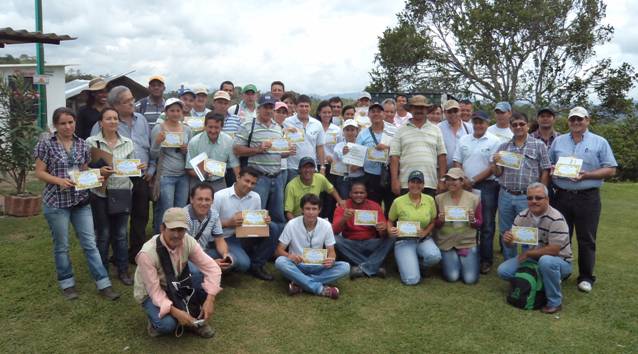 Santander abona el camino para que sus productores se certifiquen en Buenas Prácticas Agrícolas