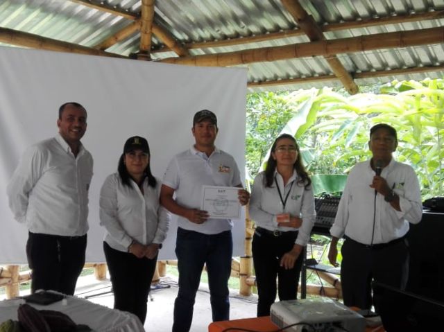 Productores de cacao del municipio de Manaure Balcón del Cesar, rumbo a la competitividad 