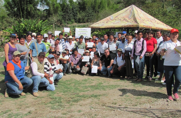 ICA capacita a productores huilenses en Buenas Prácticas Agrícolas