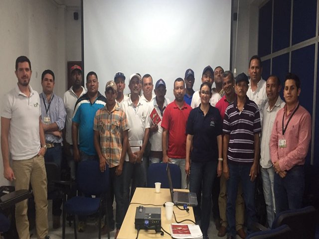 El ICA y Asoporcicultores capacitaron más de 150 vacunadores para erradicación de la  PPC