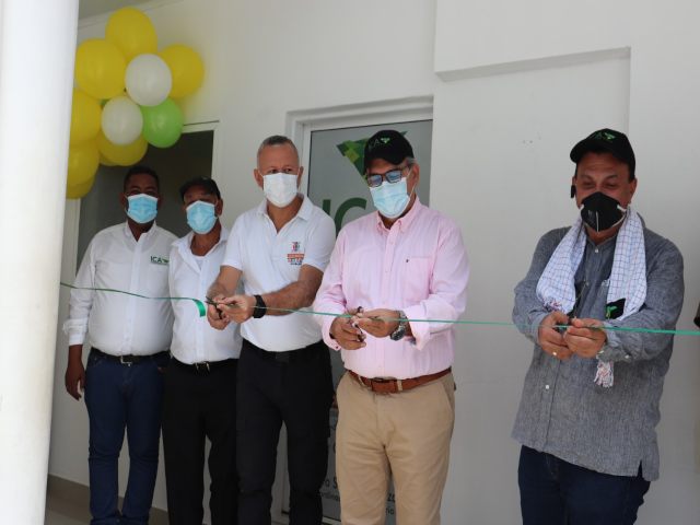 Inauguración nuevo punto de servicio al ganadero