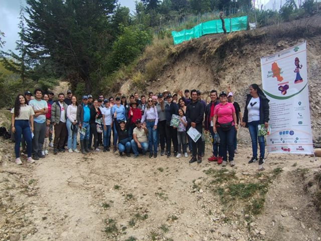 Productores de uchuva de Pamplona se capacitan con el ICA para la exportación y la seguridad alimentaria