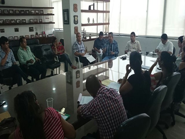 El ICA y gremios del Huila analizan las condiciones sanitarias de la producción porcina 