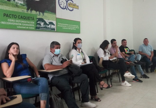 Foto-ICA-formulacion-de-la-reconversion-productiva-de-las-cadenas-carnicas-y-lacteas-1.jpg Foto-ICA-formulacion-de-la-reconversion-productiva-de-las-cadenas-carnicas-y-lacteas-1.jpg