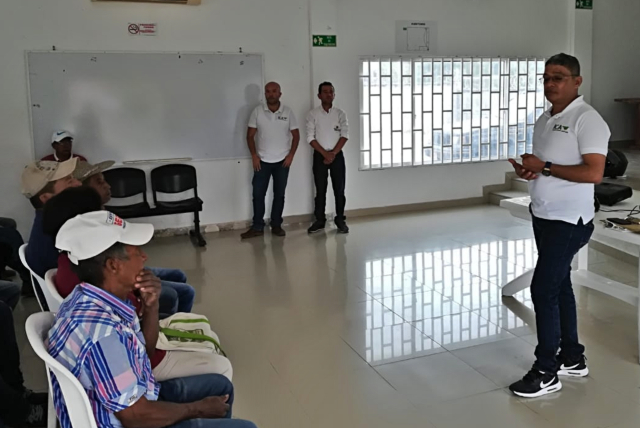 Productores de leche en el Atlántico se capacitan en higiene y seguridad en el ordeño
