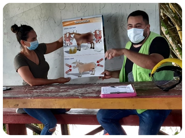 El ICA realizó taller de educomunicación en fiebre aftosa en Puerto Nariño, Amazonas