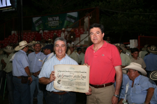 ICA general manager is rewarded by his job in benefit of Colombian livestock 