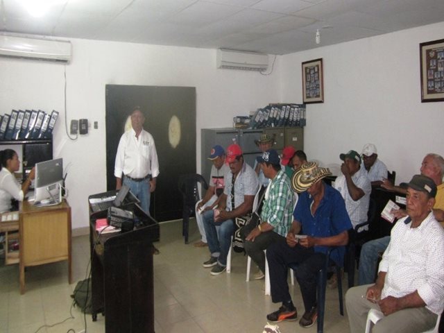 Productores de Achí, Bolívar, se capacitaron en prevención de enfermedades pecuarias de control oficial